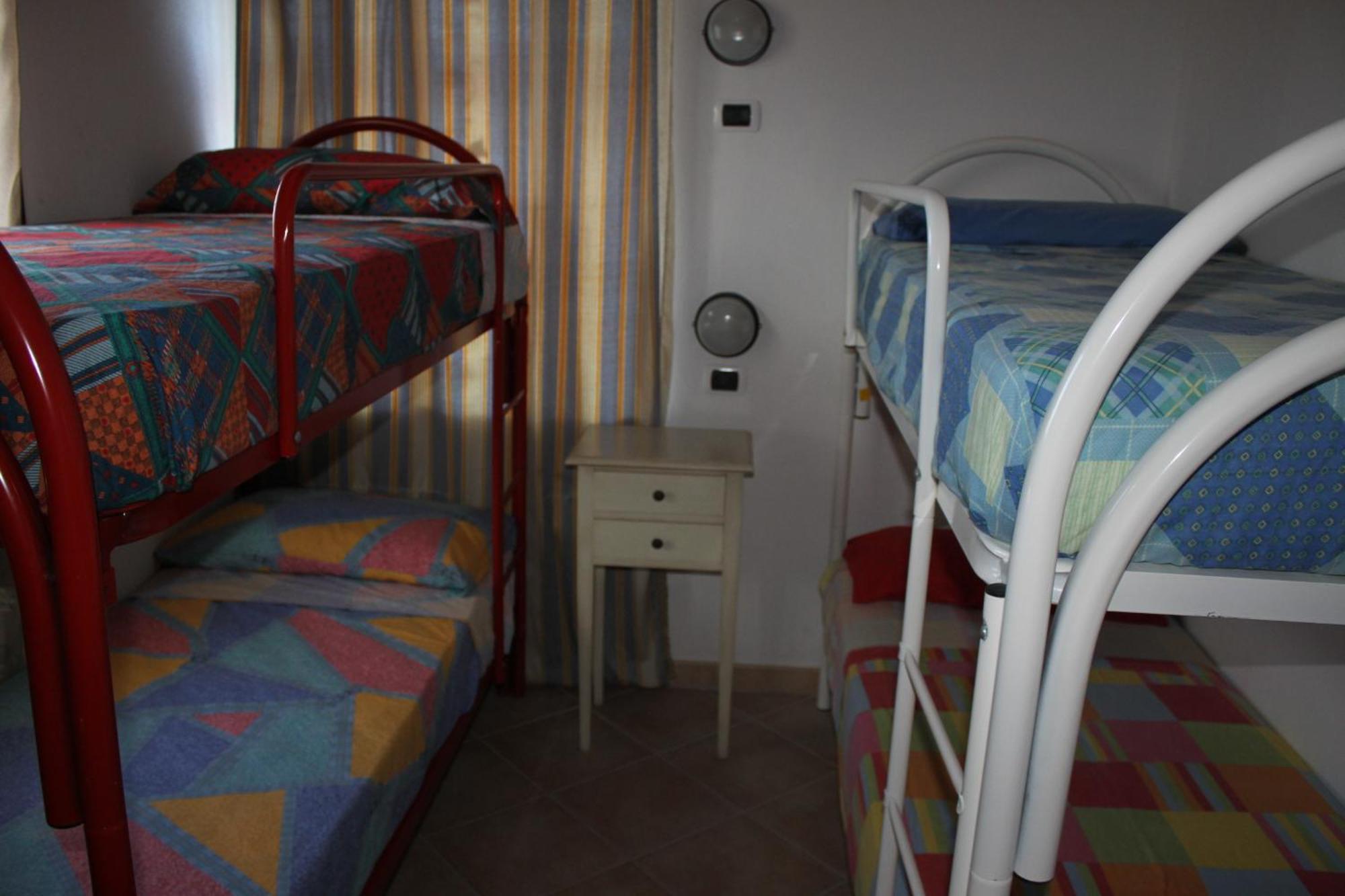B&B Sotto Le Stelle Vacanze Bari Sardo Værelse billede