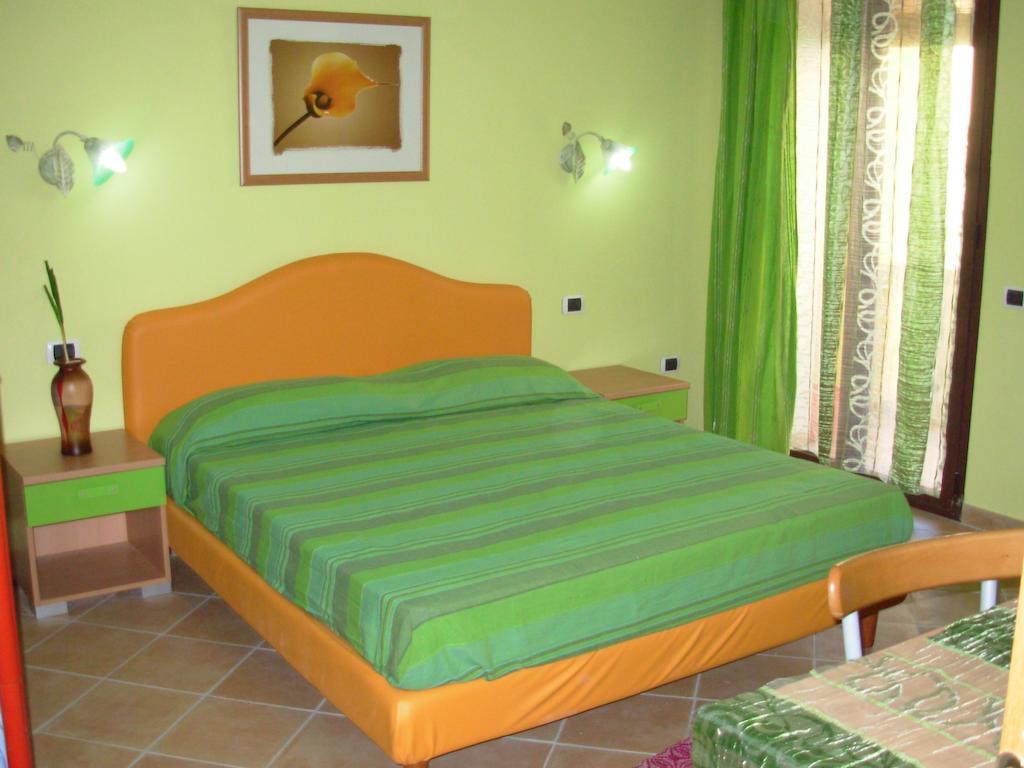 B&B Sotto Le Stelle Vacanze Bari Sardo Værelse billede